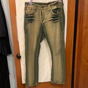 Stylish Men's Distressed Jeans